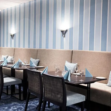 Clarion Oslo Airport Hotel 4*