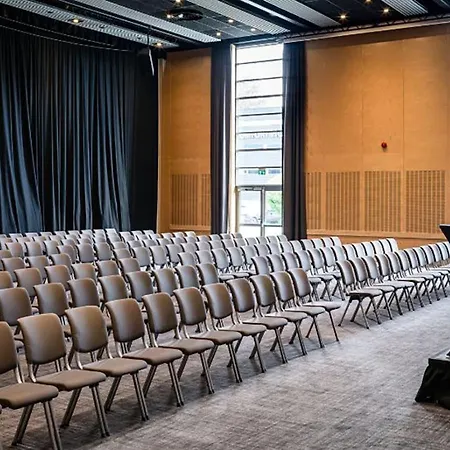 Hotel Clarion Oslo Airport 4*