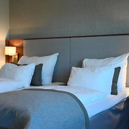 Hotel Clarion Oslo Airport 4*