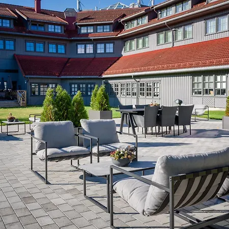 Clarion Oslo Airport Hotel 4*
