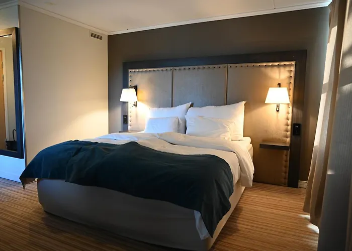 Hotell Clarion Oslo Airport 4*